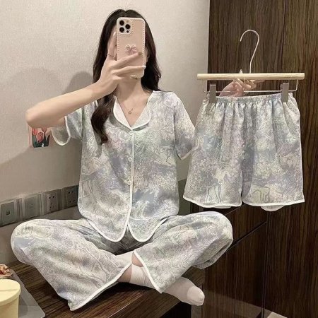 Летний женский пижамный комплект из молочного шелка фотография