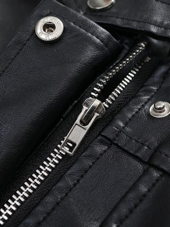 Детская куртка из кожзама изображение