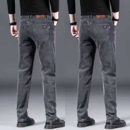 Мужские джинсы в стиле бизнес-кэжуал фото
