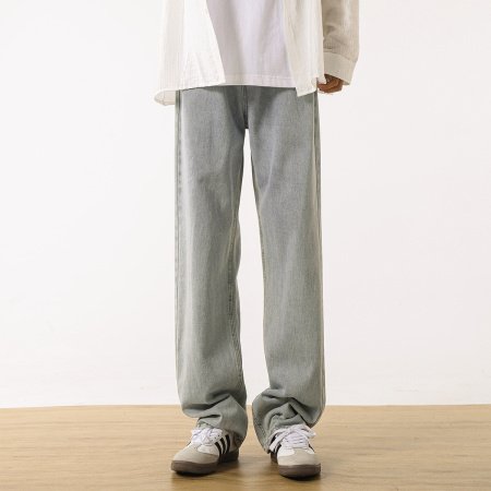 Мужские джинсы осенней коллекции 2024 фотография