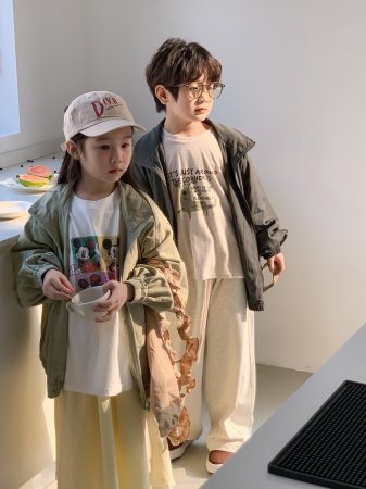 Детская куртка 2024 весна для мальчиков и девочек фотография