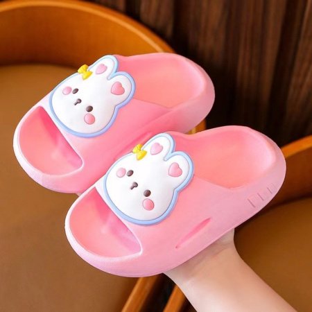 Детские тапочки с мультяшным рисунком фото