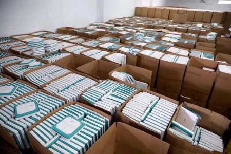 Майка из шелковистого хлопка с короткими рукавами фотография