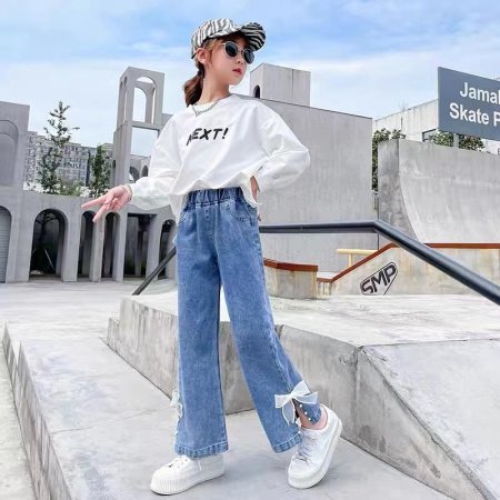 Детские джинсы с широкими штанинами фото