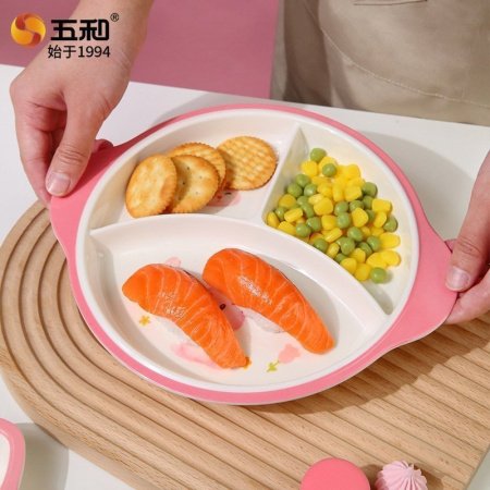 Детский набор посуды 'Розовый зайчик' фотография