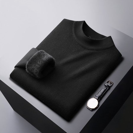 Мужской свитер с полувысоким воротником и флисом для зимы фотография
