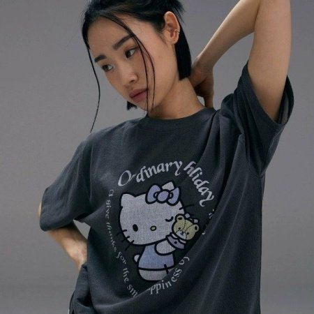 Кот Кетти широкая свободная футболка с коротким рукавом фото