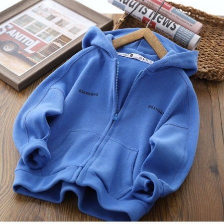 Детская куртка с капюшоном фото