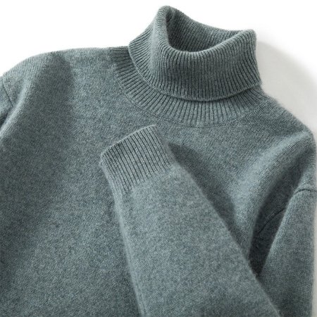 Мужской свитер из кашемира с высоким воротником фото