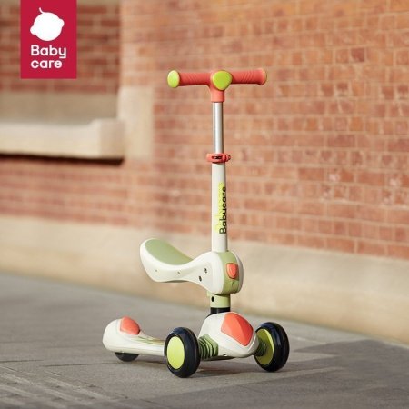 Детский скейтборд изображение