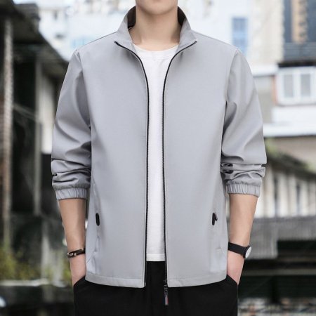 Мужская куртка с утеплением и защитой от ветра фото