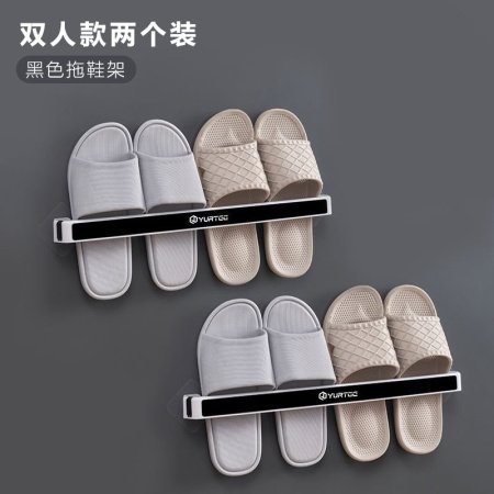 Полка для ванной комнаты и тапочки фото