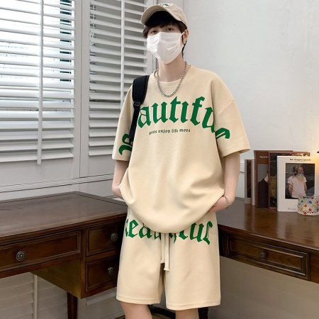 Мужской летний спортивный костюм изображение