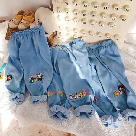 Детские джинсы с защитой от комаров и кондиционеры фото