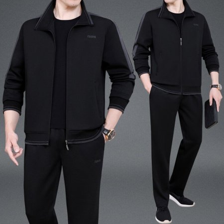 Мужской спортивный костюм для среднего возраста фотография