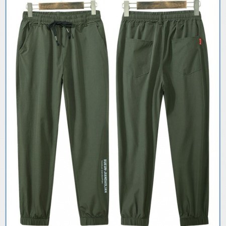 Летний мужской жилет из легкой и прочной ткани фотография