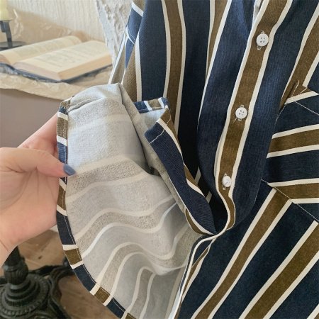 Детская куртка в полоску осенняя 2024 фотография