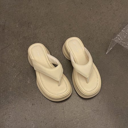 Женские летние туфли с толстой подошвой изображение