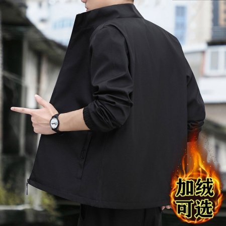 Мужская куртка с утеплением и защитой от ветра фото