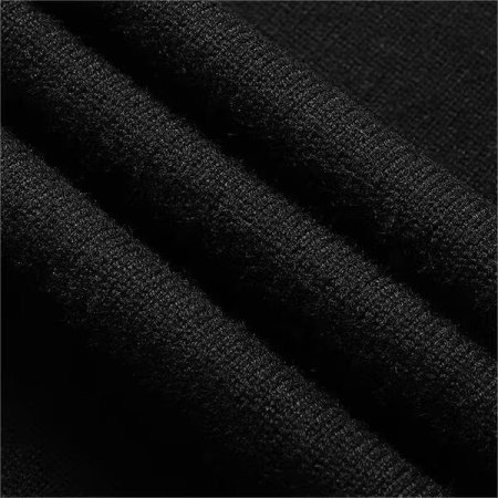 Мужской свитер с полосатым узором и стойкой фото