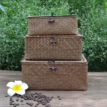 Ручная корзина для подарков из морской травы изображение