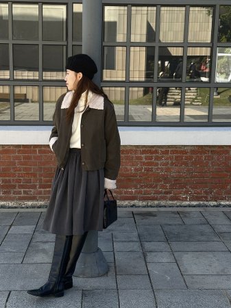 Женская зимняя юбка из вельвета изображение