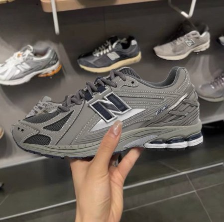 Кроссовки NB 1906R фотография