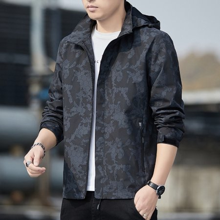 Мужская ветровка съемным капюшоном изображение