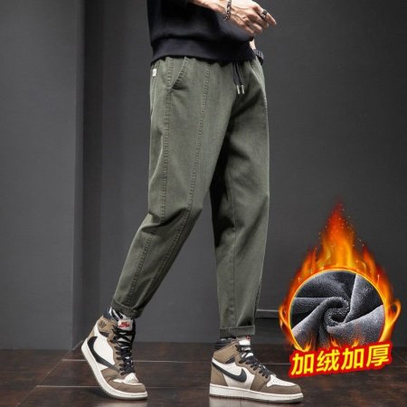 Мужские джинсы с манжетами и завышенной талией фото