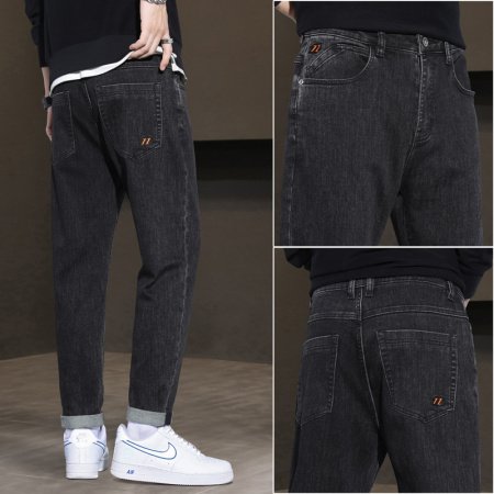 Мужские джинсы весна-лето 2024 фотография