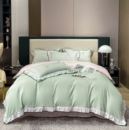 Постельное белье из чистого шелка фото