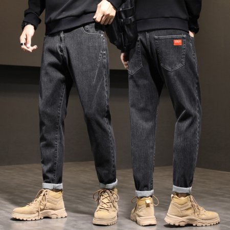 Мужские джинсы весна-лето 2024 фотография