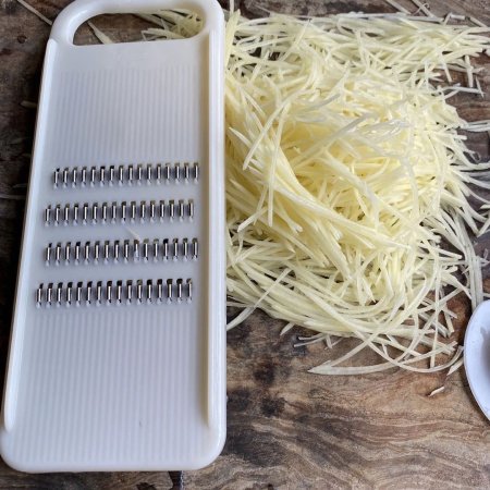 Нож для нарезки овощей фотография