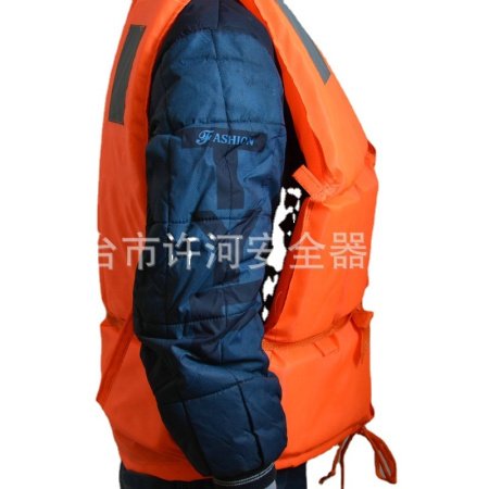 Плавательный жилет для спасения фото