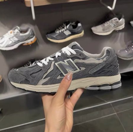 Кроссовки NB 1906R фотография