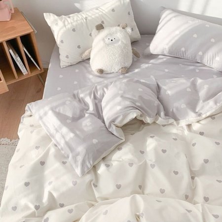 Однотонное постельное белье из махровой ткани изображение