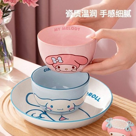 Керамическая миска для риса с Китти фотография