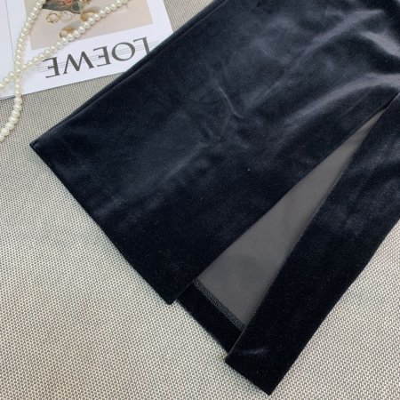 Винтажная бархатная юбка с разрезом фото