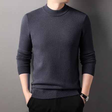 Мужской свитер из овечьей шерсти фотография