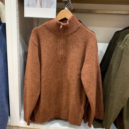 Пуловер с полувысоким воротником и длинным рукавом фото