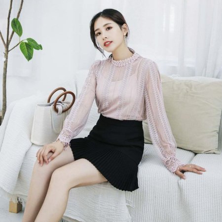 Шелковая короткая юбка с плиссированным низом изображение