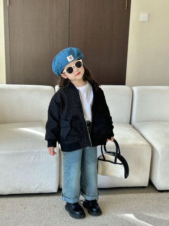 Детская куртка с пузырьками и складками фото