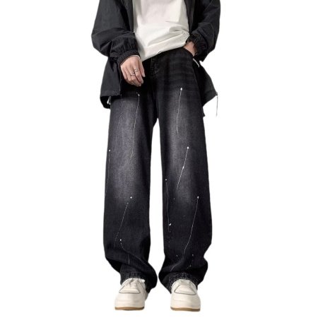 Мужские джинсы с пятнами чернил фотография