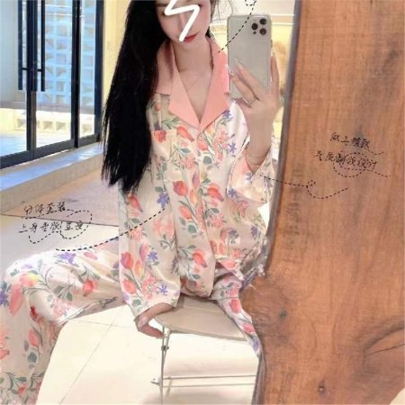 Женский пижамный комплект фотография