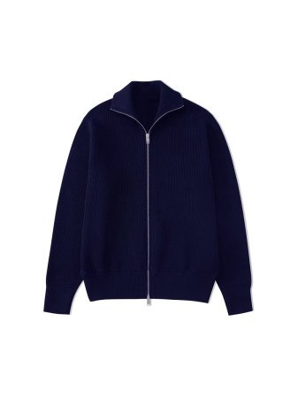 Мужской свитер с высоким воротником и двойной молнией фотография